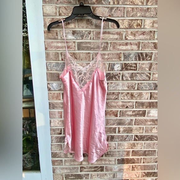 Vintage 90s Gold Label Victorias Secret Light Pink Lace Slip - Picture 12 of 15